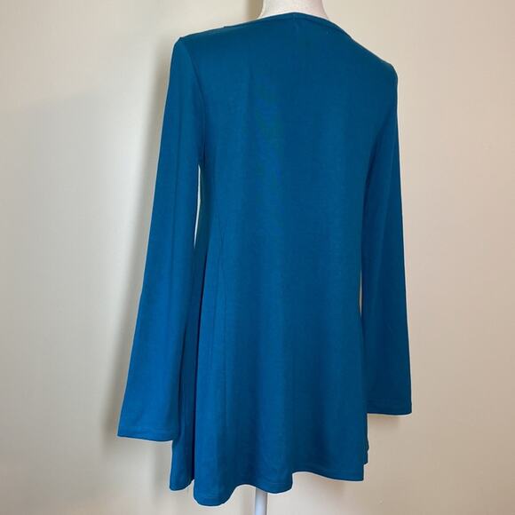 Joan Vass Peacock Blue Top with Sharkbite Hem Medium - Picture 3 of 4